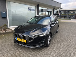 Ford Focus 1.0 EBH TITANIUM STYLE