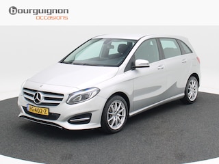 Mercedes-Benz B-klasse 250 Ambition Automaat 211 Pk | Camera | Keyless | LED | Navigatiesysteem | Parkeersensoren | 18 Inch | 81.928 Km