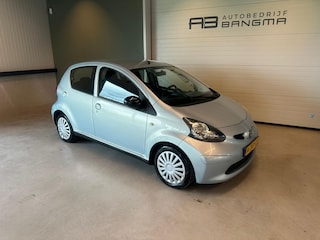 Toyota Aygo 1.0-12V 5-DEURS COMFORT-uitv/AIRCONDITIONING/BLUETOOTH/INFOTAINMENT/NAP/APK 01/05/2026/ZEER ZUINIG IN VERBRUIK