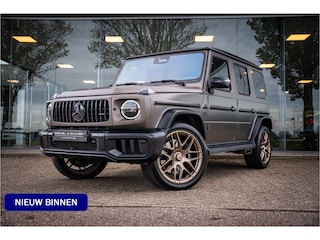 Mercedes-Benz G-klasse AMG 63 ** Akrapovic ** AMG Performance Pack ** Carbon ** Xpell PPF Face-lift MY25 ** Target Blue Eye ** Manufaktur