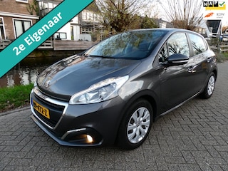 Peugeot 208 1.2i 5-deurs 2e eig. Historie Airco Cruise Navi Carplay PDC
