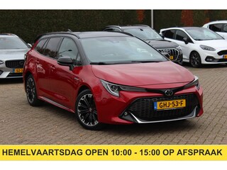Toyota Corolla Touring Sports 2.0 Hybrid GR-Sport / Trekhaak / Camera / Half leder / Keyless / 17'' / Virtual Cockpit / Stoelverwarming / DAB / ACC