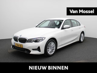 BMW 318i Executive Edition |Trekhaak | Half leer | Parkeersensoren voor | NAV |