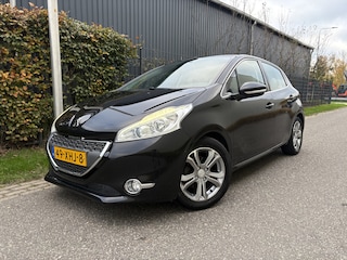 Peugeot 208 1.4 VTi Allure / 5-DEURS / AIRCO ECC / 84dkm! NAP!