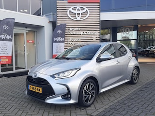 Toyota Yaris 1.5 Hybrid Business Plus STOELVERW BLIND-SPOT PARK-SENSOREN AD-CRUISE 16"LMV CAMERA APPLE/ANDROID KEYLESS