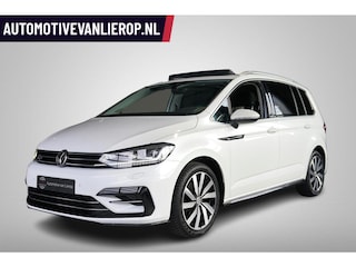 Volkswagen Touran 1.5 TSI Highline Business R 7p PANO | TREKHAAK