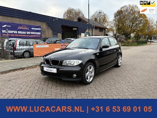 BMW 116i Business Line NIEUWE APK!