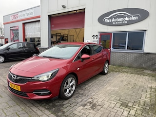 Opel Astra 1.2 Business Elegance