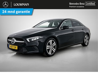Mercedes-Benz A-klasse 180 Business Solution Luxury Ledkoplampen | Achteruitrijcamera | Sfeerverlichting | Spiegelpakket. Inclusief 48 maanden Mercedes-Benz Certified garantie voor Europa.