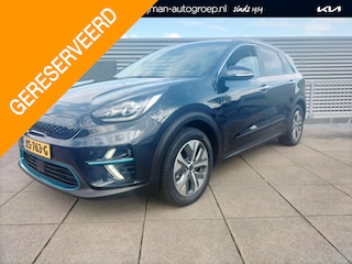 Kia Niro ExecutiveLine 64 kWh Navigatie / Camera / Leder