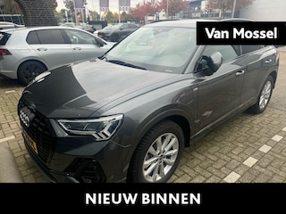 Audi Q3 45 TFSI e S edition 245 PK | S-Line | Automaat | Trekhaak | Navigatie | Stoelverwarming | Climate Control | Parkeersensoren | Adaptive Cruise Control | Dodehoeksensor | Audi Virtual Cockpit | Grootlichtassistent | Lichtmetalen velgen |
