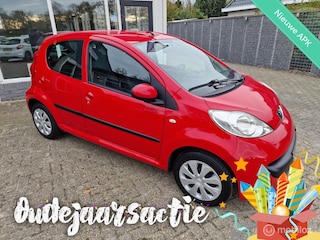 Peugeot 107 1.0-12V XS RIJKLAAR !!! Actie !
