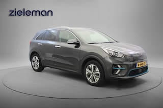 Kia Niro ExecutiveLine 64 kWh - Carplay, Trekhaak, Stoelverw.