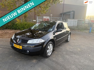Renault Mégane 1.6-16V Dynamique Luxe LEUKE AUTO RIJDT EN SCHAKELT GOED