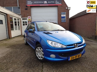 Peugeot 206 1.4 Forever, 5 deurs, Airco, Nieuwe apk met onderhoud