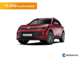 Volkswagen Tiguan R-Line Edition - eHybrid Inclusief €2000,- inruilvoordeel + €3000,- korting | Multimedia pakket + | Trekhaak | Blackstyle Pakket | Pano Dak
