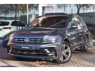 Volkswagen Tiguan 1.5 R-Line TSI 150pk | Camera | ACC | Climate | Virtual | Pano | Keyless | Dodehoek | Carplay | Trekhaak