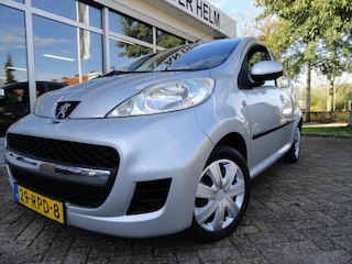 Peugeot 107 1.0-12V XS