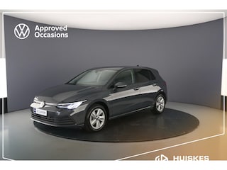 Volkswagen Golf Life 1.5 eTSI 130pk DSG Automaat Adaptive cruise control, Achteruitrijcamera, LED koplampen, Stuurwiel verwarmd, App connect, Stoelverwarming, Parkeersensoren
