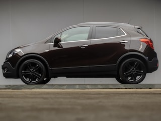 Opel Mokka 1.4 T Cosmo 4x4 Sport (NAVI,CAMERA,CLIMATE,CRUISE,STUUR/STOELVERWARMING,LEDER,LED,SPORTSTOELEN,LM VELGEN,NETTE STAAT)