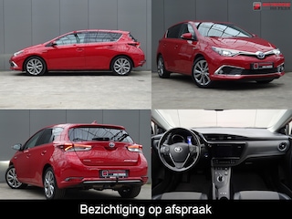 Toyota Auris 1.8 Hybrid Executive * 4 SEIZOENSBANDEN * TREKHAAK !!