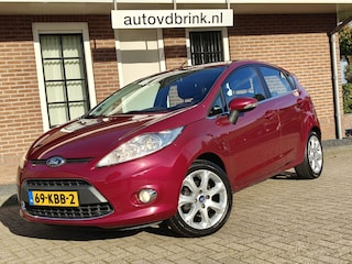Ford Fiesta 1.6 Titanium, TREKHAAK / CRUISE CONTROL / CLIMATE CONTROL