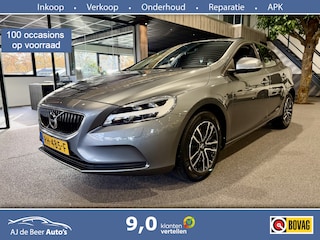Volvo V40 2.0 T2 Nordic+ Navigatie| Trekhaak | Stoelverwarming | Dealer onderhouden | NAP