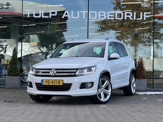 Volkswagen Tiguan 1.4 TSI R-Line Edition Automaat Xenon Navi