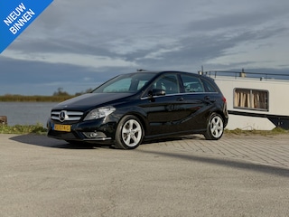 Mercedes-Benz B-klasse 180 Ambition|Leer|Stoelverwarming|Cruise
