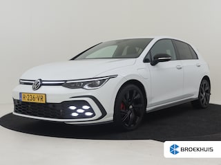 Volkswagen Golf 1.4 eHybrid GTE 245pk | Elek Trekhaak | Led mistlampen | Camera achter | Navigatie | Adaptief cruise control | Navigatie | App connect | Stuur + stoelverwarming | 18"LMV