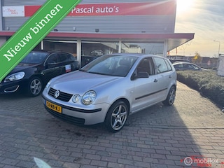 Volkswagen Polo 1.4-16V