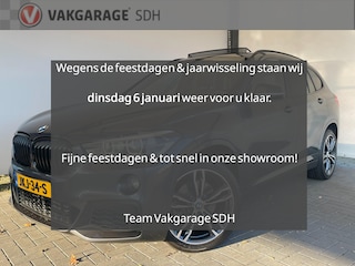 BMW X1 XDrive25i Centennial High Executive M-Sport|Panoramadak|Trekhaak|Harman Kardon|Leer|Stoelverwarming|Sportstoelen|HUD