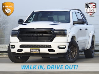Dodge Ram 1500 Laramie | 5.7 V8 | 4x4 | Crew Cab 22inch 4play Wheels | RAMBAR | Smoked Lights | Exhaust | Flipcover Nieuw Binnen!