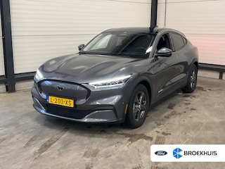 Ford Mustang Mach-E RWD 75 kWh | NL-AUTO! | 1E EIGENAAR! | TREKHAAK | CAMERA | PARK SENS V+A | ADAPTIVE CRUISE | DEALER OH! | PRACHTIGE STAAT!