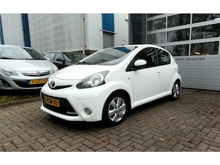Toyota Aygo 1.0 VVT-i Dynamic 98075KM Zeer Mooie Auto