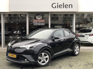 Toyota C-HR 1.8 Hybrid Dynamic | Navigatie, Dodehoekherkenning, Parkeersensoren, Stoelverwarming, Chroom pakket!