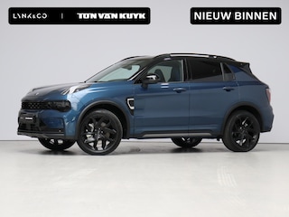 Lynk & Co 01 1.5 Trekhaak / Camera / Adaptive Cruise / Panoramadak / Dodehoekdetectie / Stoelverwarming / Autom. bestuurdersstoel / Navi