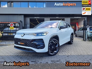 Volkswagen Tayron 1.5 eHybrid R-line Edition| DIRECT UIT VOORRAAD LEVERBAAR | Harman Kardon, elektrische trekhaak en panorama dak!