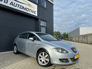 Seat Leon 1.6 Stylance | 1e Eigenaar | Cruise | Airco | 5 DRS | LM Velgen | Nieuwe APK