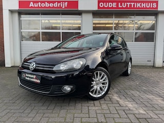 Volkswagen Golf 1.2TSI 105PK Style Cruise Airco Parrot 17inch