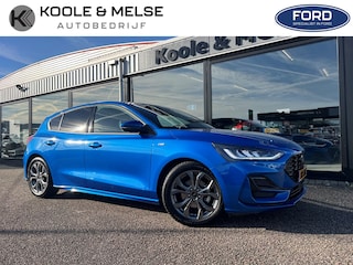 Ford Focus 1.0 EcoBoost Hybrid 125pk ST-Line , adaptive CC ,voorruitverwarming , stoel en stuurverwarming , carplay