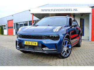 Lynk & Co 01 1.5 Aut. Zwarte hemel|Trekhaak|360 Camera|Pano|Navi|Adapt.Cruise|Apple CarPlay