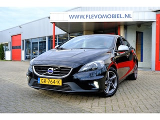 Volvo V40 2.0 D2 R-Design Xenon|Navi|Leder-Alcantara|Clima|LMV
