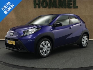 Toyota Aygo 1.0 VVT-i MT Play - ORIGINEEL NEDERLANDSE AUTO - AFKOMSTIG VAN 1E EIGENAAR - CAMERA - AIRCO - BLUETOOTH - APPLE CARPLAY/ ANDROID AUTO - ADAPTIEVE CRUISE CONTROL - DAB AUDIO -