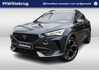 Cupra Formentor 1.4 e-Hybrid 245pk Performance DSG Automaat / Navigatie / LM 19 inch / Digitaal dashboard / Park Assist / Camera / Keyless