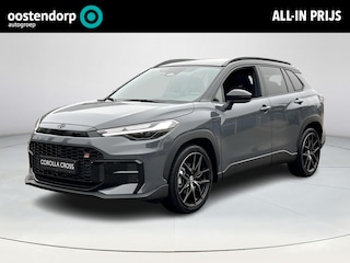 Toyota Corolla Cross Hybrid 180 GR Sport + Panoramadak | Modeljaar 2025 | Nieuwe auto | Uit voorraad leverbaar |
