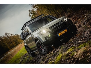 Land Rover Defender 110 3.0 P400 110 HSE