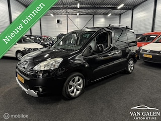 Peugeot Partner 1.6 VTi Family Airco|Pano|Trekhaak|