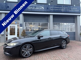 Volkswagen Passat Variant 1.5 eTSI R-Line Edition 150pk | Pano | IQ.Light | ACC | Ergo active + massage