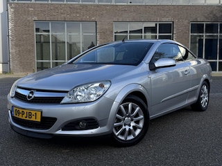 Opel Astra TwinTop 1.8 Sport / KEYLESS / PDC / NAVI